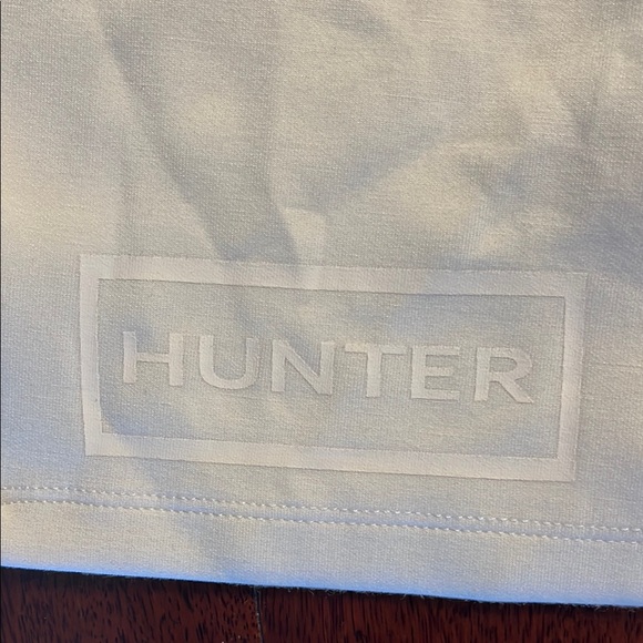 Hunter White Mini A-Line Skirt for Casual Wear - Picture 3 of 4
